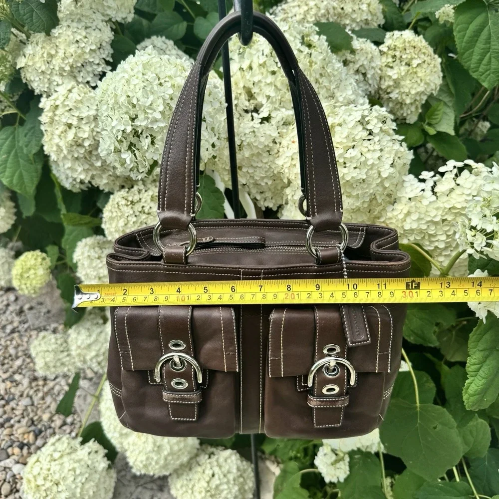 COACH SOHO Tote Chocolate Brown Buckle, Snap, Zip Shoulder Bag Purse EUC
